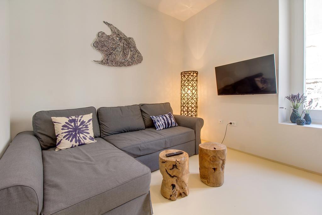 Apartments Argemonia 木洛希尼 外观 照片